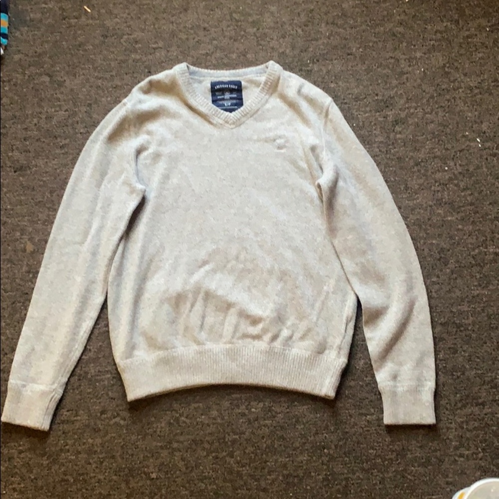 American eagle sweater